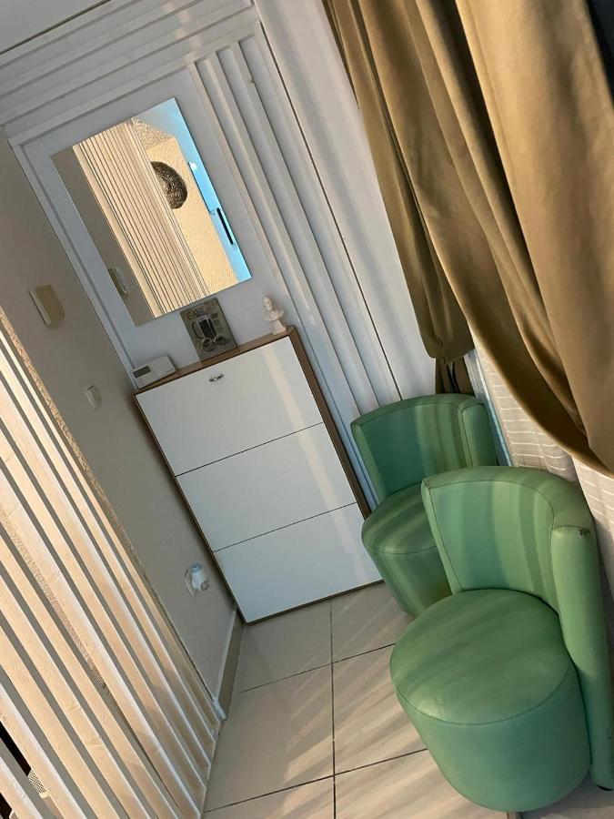 Aqua Apartman Сату-Маре Екстер'єр фото