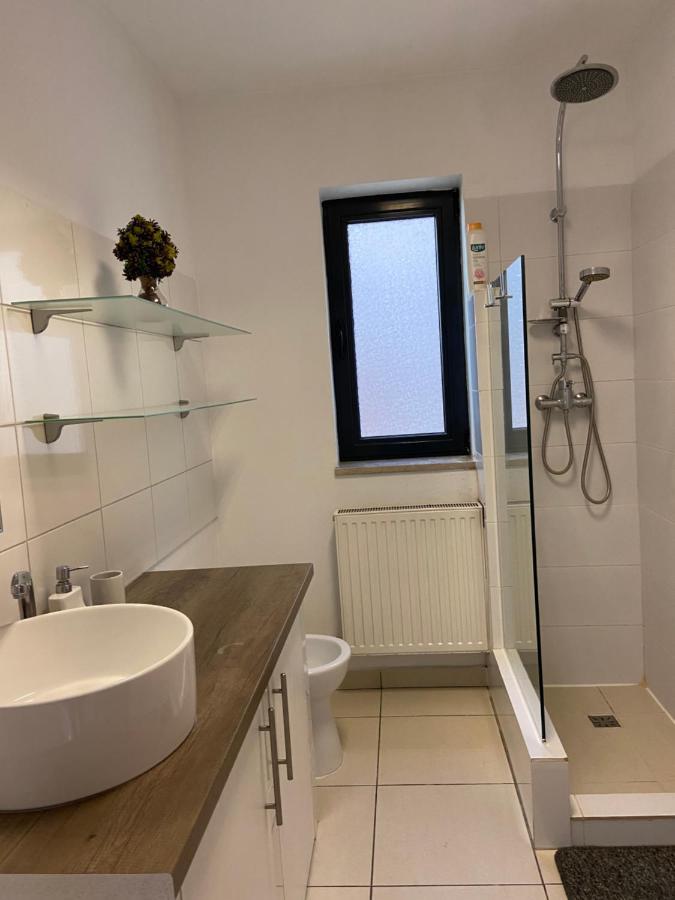 Aqua Apartman Сату-Маре Екстер'єр фото
