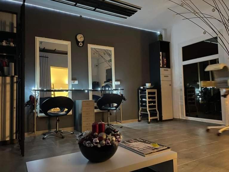 Aqua Apartman Сату-Маре Екстер'єр фото